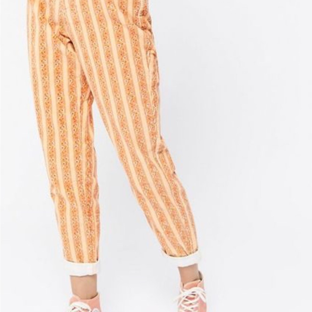BDG Urban Outfitters Floral Mom High Rise Corduroy Pants 27 Cottagecore Granny